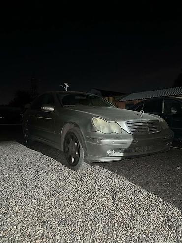 Mercedes-Benz C-Class: 2003 г., 5 л, Автомат, Бензин, Седан — 1