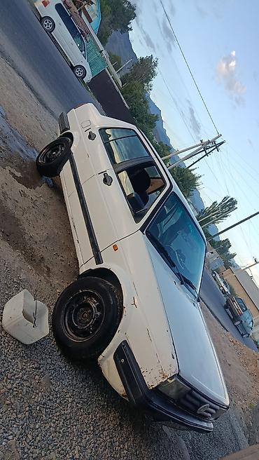 клапан мот: Volkswagen Jetta: 1988 г., 1.8 л, Механика, Бензин, Седан — 4