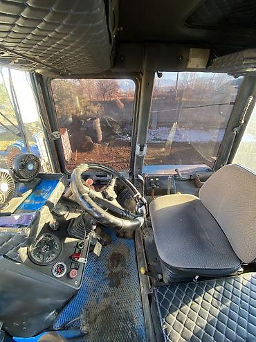 Тракторы МТЗ (Беларус): Модель: 1221, Б/у, 2010 г., С пресс-подборщиком — 6