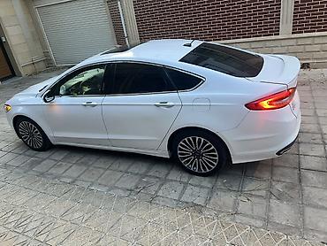 ford fujin: Ford Fusion: 2 l | 2018 il 124000 km Sedan — 8