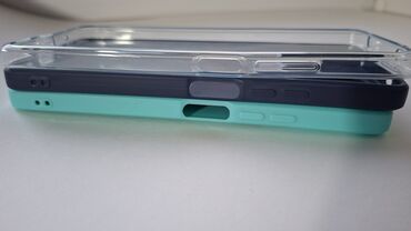 Чехлы: 3 чехла на Redmi Note 12
прозрачный, тёмно синий, бирюзовый — 5