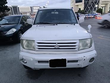 Mitsubishi Pajero: 1.8 l | 2000 il 335000 km Ofrouder/SUV