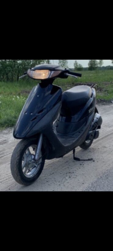 Motosikletlər: 450 sm3, 2021 il, 450 km