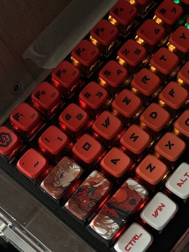 Клавиатуры: Клавиатура, Механическая, Проводное подключение, Размер: 100% — 4