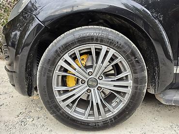 диски туарег r18: Volkswagen Touareg: 2012 г., 4.1 л, Автомат, Дизель, Внедорожник — 10