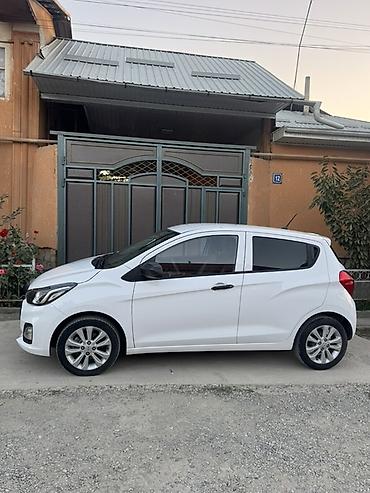 byd kg: Chevrolet Spark: 2022 г., Автомат, Бензин, Хэтчбэк — 2