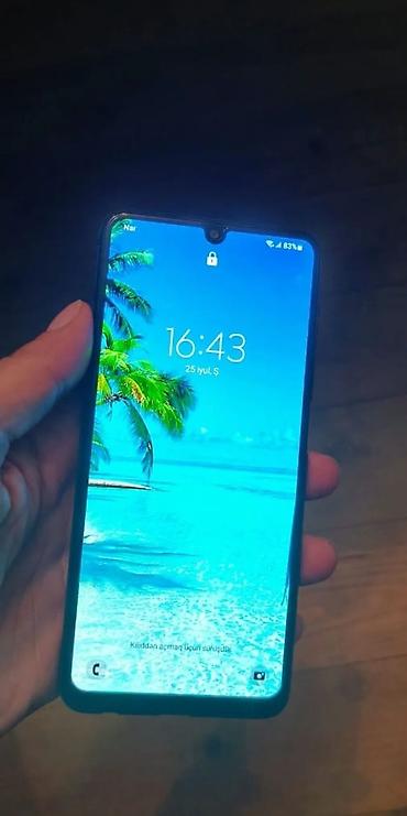 galaxy a35: Samsung Galaxy A32, rəng - Qara, Barmaq izi — 2