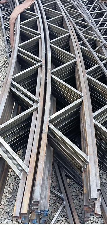 a frame: Ферма строй Сварка Монтаж Навесы Арка, Полу арка Профессиональное — 6