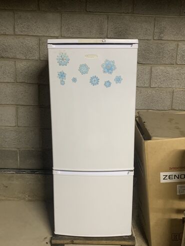 холодилник продажа: Холодильник Biryusa, Требуется ремонт, Двухкамерный
