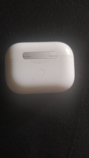 микрофон с колонками: Беспроводные наушники Apple AirPods Pro в белом цвете, дополненные