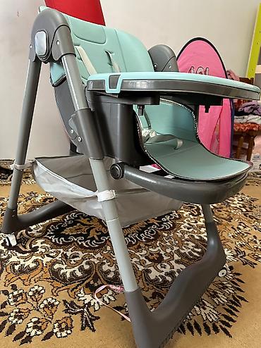 study table: Срочно продаем в связи с переездом. Стульчик для кормления. Почти не — 2