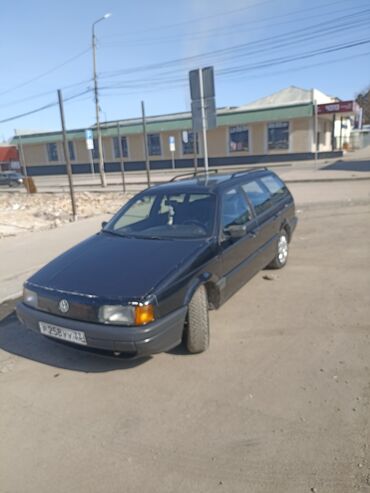 Volkswagen: Volkswagen Passat: 1990 г., 1.8 л, Механика, Бензин, Универсал