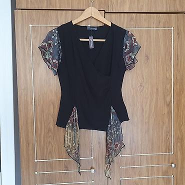 Блузки: Продаются женские блузки Цена одной блузки - 500 сомов. 📌 Оплата — 4