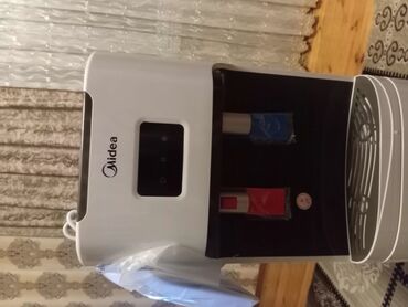 Su üçün kulerlər və dispenserlər: Salam.məhsul təzədir heç bir gün işlətməmişəm pay veriblər.satıram — 5