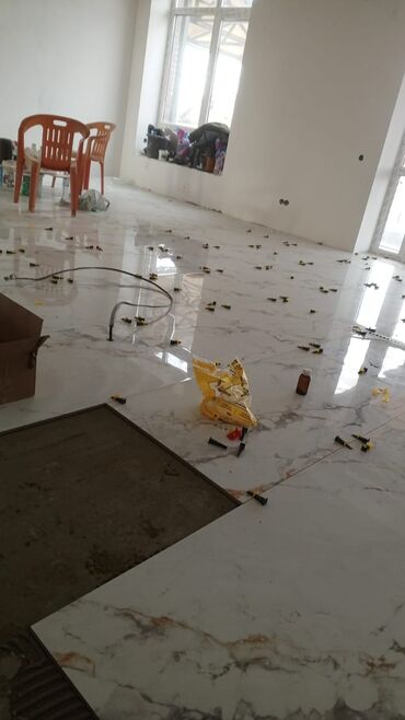 Укладка плитки: Фартук на кухне, Укладка плитки в ванной, Укладка плитки на стену | Керамическая плитка, Керамогранитая плитка, Мозаичная плитка | Вертикальная укладка, Диагональная укладка, Горизонтальная укладка Больше 6 лет опыта — 9