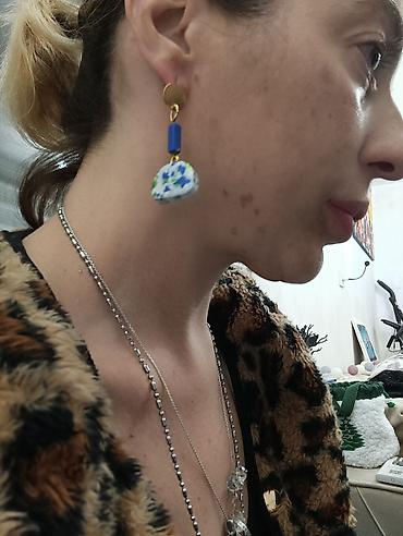 Minđuše: Ručno rađene mindjuse od gline sa unikatnim apstraktnim dezenom i — 21