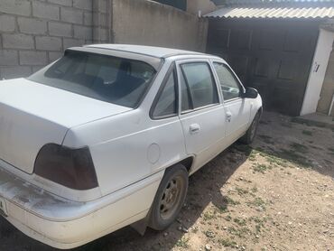 купить багажник на крышу авто в бишкеке: Daewoo Nexia: 1995 г., 1.5 л, Механика, Бензин, Седан