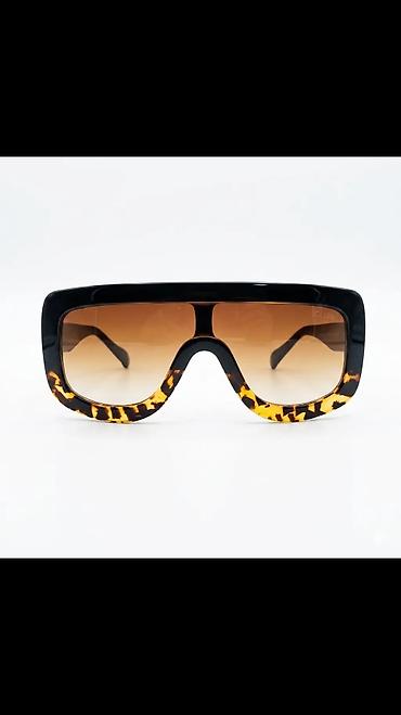 Eynəklər: Gün eynəyi, Ray-Ban — 3