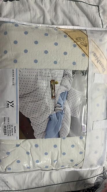 Комплекты постельного белья: Комплекты для спальни и одеяла в упаковке. 1) Одеяла стёганые в — 11