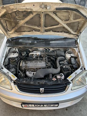 состоя: Toyota Raum: 2000 г., 1.5 л, Автомат, Бензин, Хэтчбэк — 4