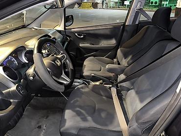 титан на фит: Honda Fit: 2010 г., 1.5 л, Автомат, Бензин, Хэтчбэк — 7