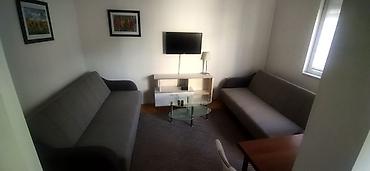 Dugoročni najam stanova: Jednoiposobanstan sa funkcionalnim rasporedom i kompletnim nameštajem — 4