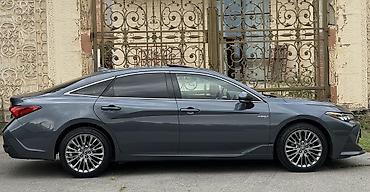 Toyota: Toyota Avalon: 2019 г., 2.5 л, Вариатор, Гибрид, Седан — 4