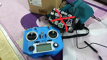 fpv dron: Продам fpv пульт наверху нет антенны и нет одного тумблера аппаратура — 1
