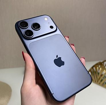 Муляж iPhone 17 Pro Max — декоративная модель в синем цвете. Основные