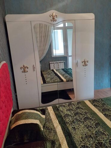 Uzunmüddətli kirayə mənzillər: Şərq bazarı yaxınlığında,sahəsi 63kv olan 2 otaqlı mənzil kirayə — 4