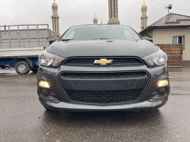 автомашина рассрочка: Chevrolet Spark: 2017 г., 1 л, Бензин, Хэтчбэк