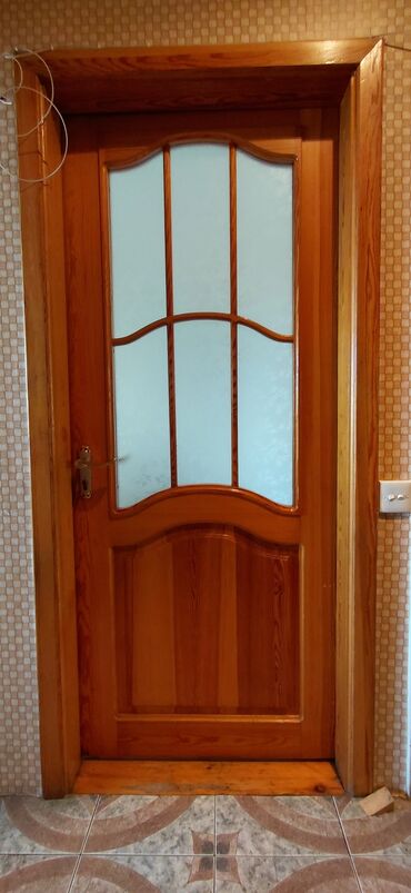 Furnitura və aksessuarlar: Mətbəx üçün İşlənmiş Otaq qapısı 80x200 sm Çərçivə ilə, Ödənişli çatdırılma
