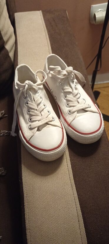 fake tn patike: Converse, Size - 30