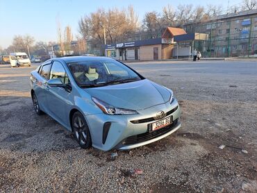 Toyota: Toyota Prius: 2019 г., 1.8 л, Автомат, Гибрид, Седан