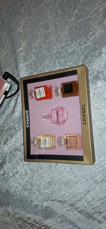 Bıçaqlar: Chanel mini ətir dəsti - Brend: CHANEL - Qutu tərkibi: 5 ədəd mini