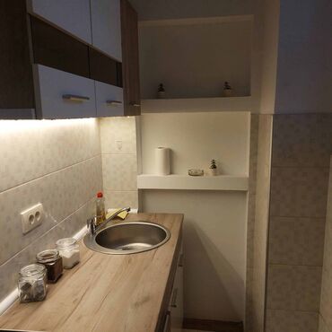 Stan na dan: 1 soba — 10