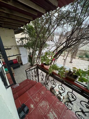 Köhnə tikili: Bakı, Yeni Günəşli Massiv D, 4 otaqlı, Köhnə tikili, 80 kv. m — 14