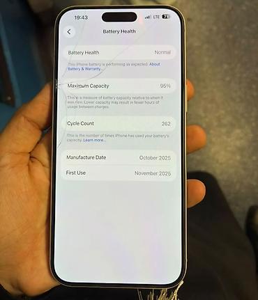 iphone 6s pulus: IPhone 17 Pro Max, Gümüşü, Qırıq — 4