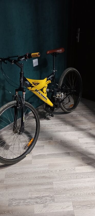 rambo velosiped qiymetleri: İşlənmiş Dağ velosipedi Rambo, 26", sürətlərin sayı: 7, Ünvandan götürmə