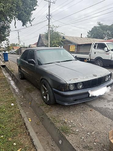 BMW: BMW 5 series: 1989 г., 2.5 л, Кол менен иштөөчү, Седан — 2