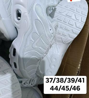 Patike: Nike tn 
Brojevi na slikama
2850 din ♠️ — 12