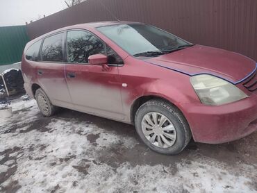 машина в рассрочку без первоначального взноса: Honda Stream: 2003 г., 1.7 л, Механика, Бензин, Минивэн