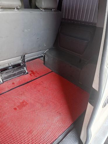 Voyah: Volkswagen Transporter: 2004 г., 2.4 л, Автомат, Бензин, Минивэн — 10