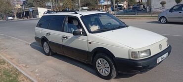 зарядные устройства авто: Volkswagen Passat: 1993 г., 1.8 л, Механика, Бензин, Универсал