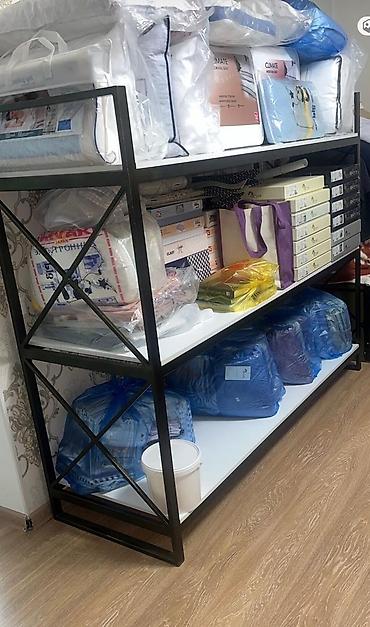 Продаются полки-стеллажи 2 штуки от магазина постельного белья в at lalafo.kg Продаются полки-стеллажи 2 штуки от магазина постельного белья в