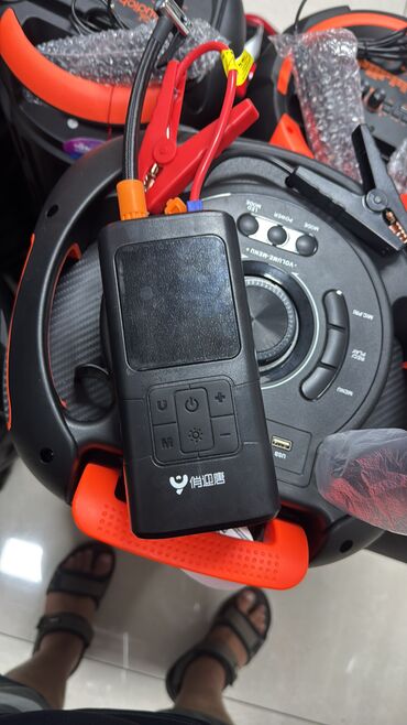 авто в раасрочку: 4 в 1 насос прикуриватель фонарь и зарядка для сотки usb и type -C