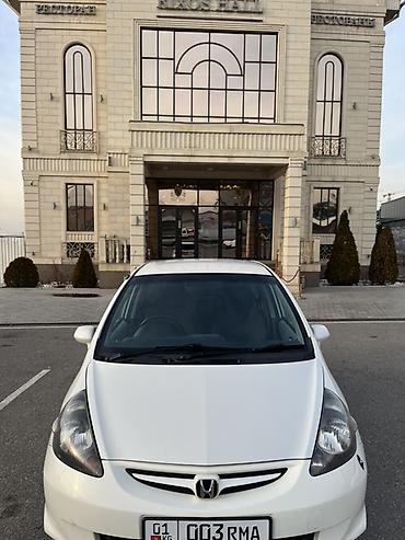 Honda: Honda Fit: 2003 г., 1.3 л, Вариатор, Бензин, Хэтчбэк — 3