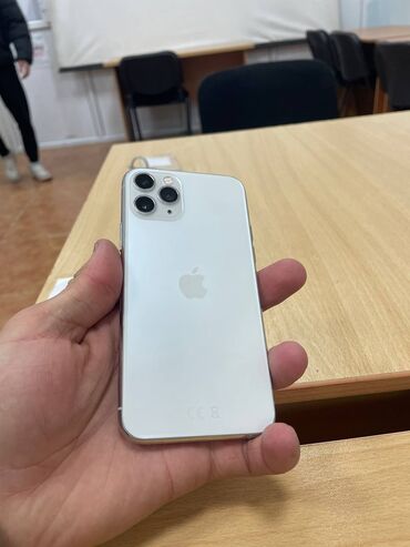 Apple iPhone: IPhone 11 Pro, Б/у, 512 ГБ, Защитное стекло, Чехол, 85 %