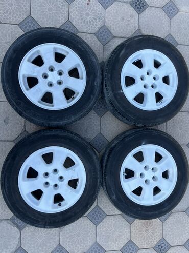 обычные диски: Дөңгөлөктөр монтажда 205 / 65 / R 15, Жай, Комплект, Жеңил унаалар, Куйма, тешиктери - 5