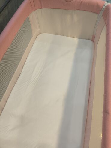 Beşiklər: Qız üçün, Yeni, Beşik, Yellənmə mexanizm ilə — 13